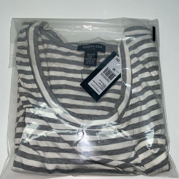 🔥Kenneth Cole t-shirt sz Medium New - Picture 8 of 9